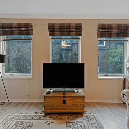 Elegant & Unique Getaway - Spacious 3 Bedroom, 2 Bathroom City Centre Apartment - Free Allocated Parking. 에든버러 외부 사진